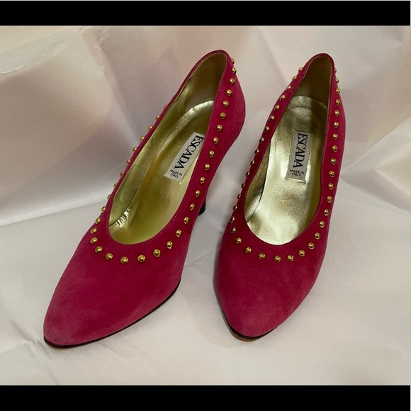 *vintage* Escada Fuschia Pumps with Gold Studs - Picture 2 of 15